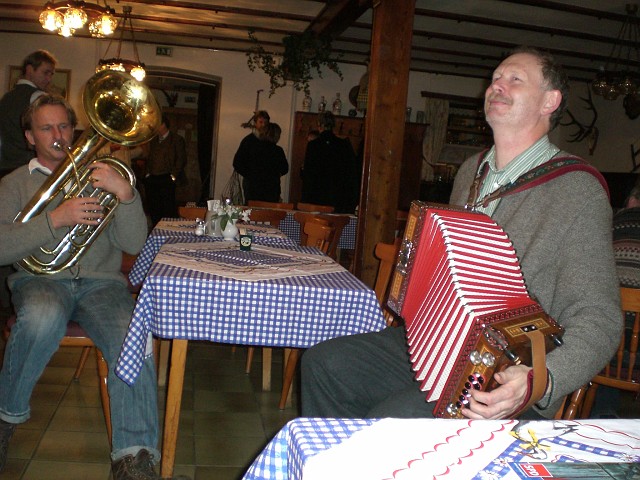 CIMG0008.JPG - Spontanes Musizieren in Brand 2008